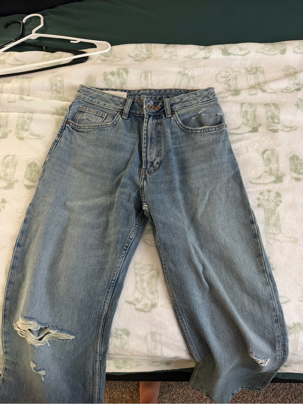 Zara boyfriend Jeans size 0 fit baggy